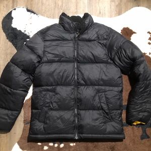 Gap men’s puffer jacket (medium)